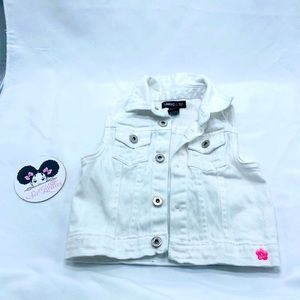Girls white denim vest two one size 5 one size 6
